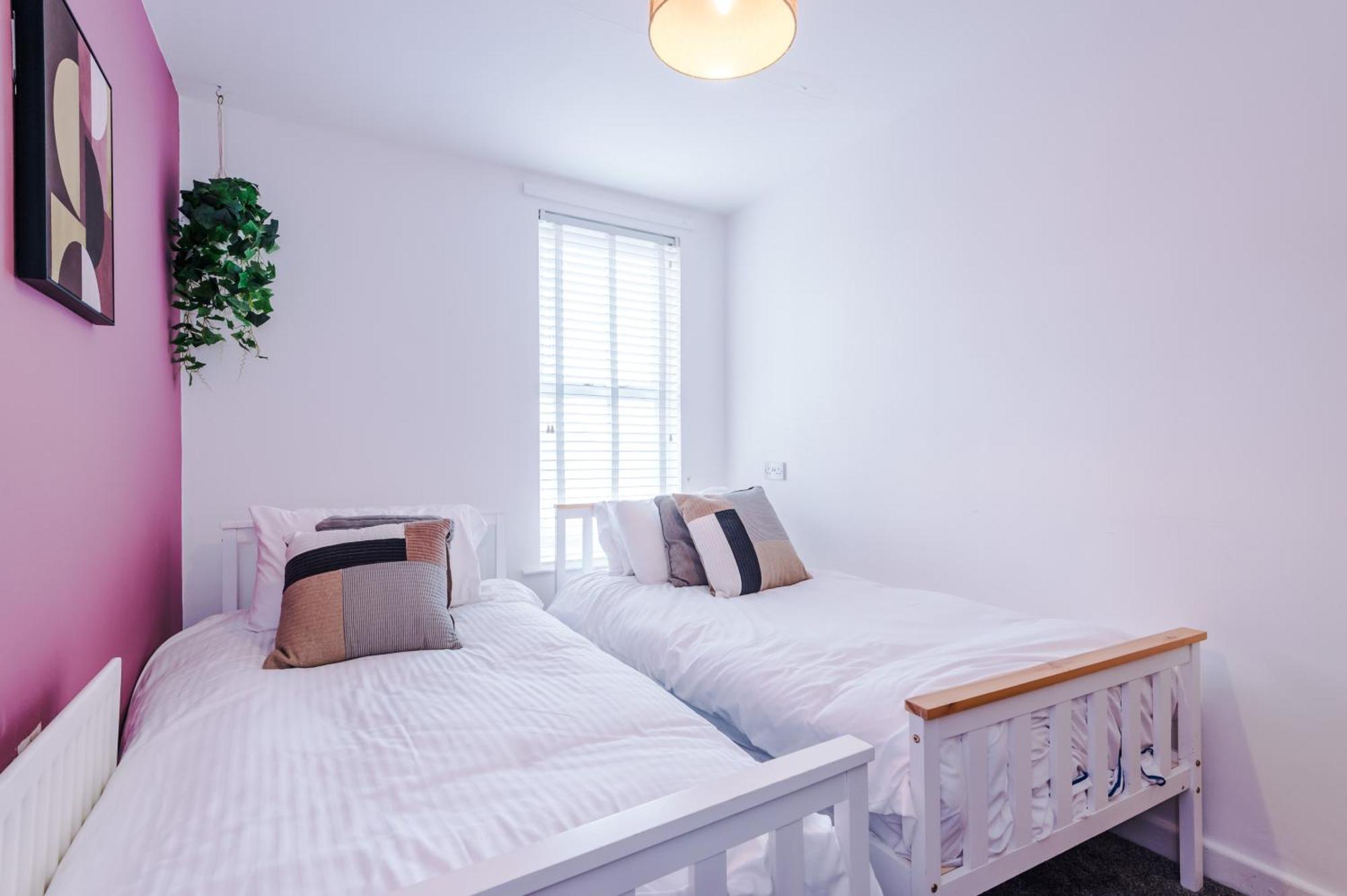 Large 7 Bedroom Town House In Chester City Centre מראה חיצוני תמונה