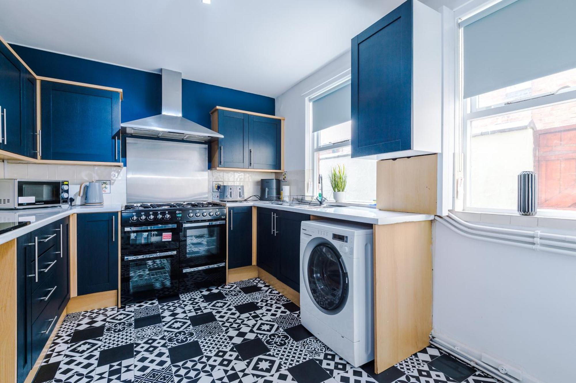 Large 7 Bedroom Town House In Chester City Centre מראה חיצוני תמונה